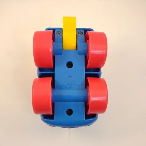 Fisher-Price Happy Dump Truck 1999 - Picture 7 of 10